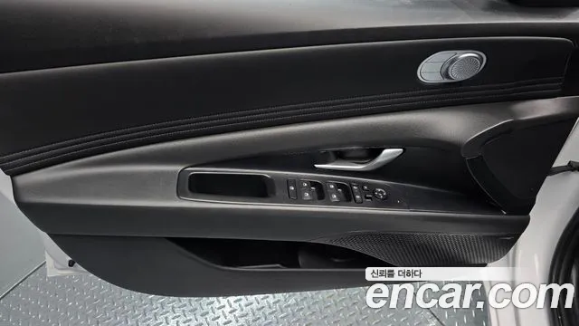 Hyundai Avante CN7 — Фото автомобиля 24