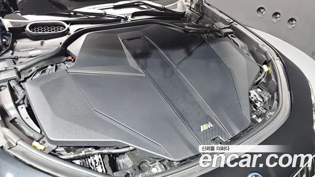 BMW i7 — Фото автомобиля 2