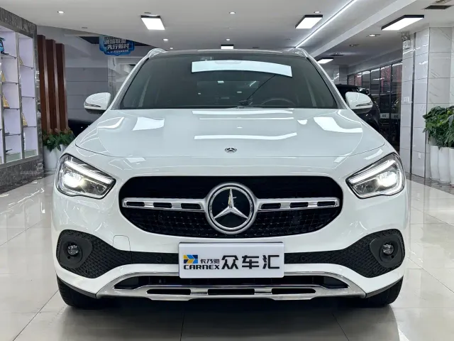 Mercedes-Benz GLA-Class — Фото автомобиля 2