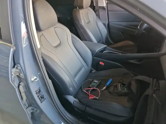 Hyundai Elantra — Фото автомобиля 24