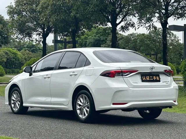 Toyota Corolla — Фото автомобиля 6