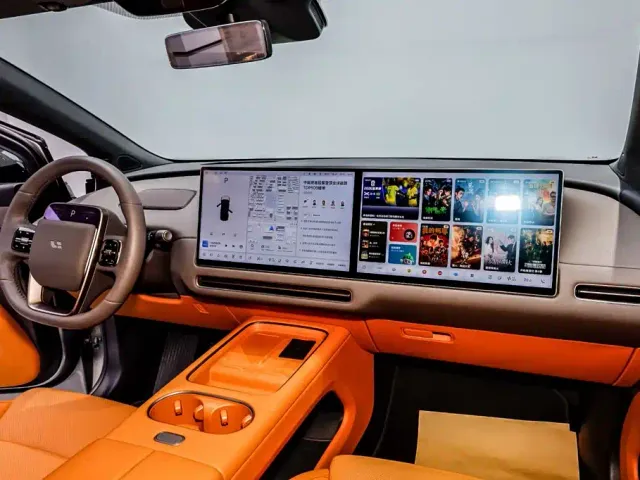 Li Auto i6 — Фото автомобиля 30