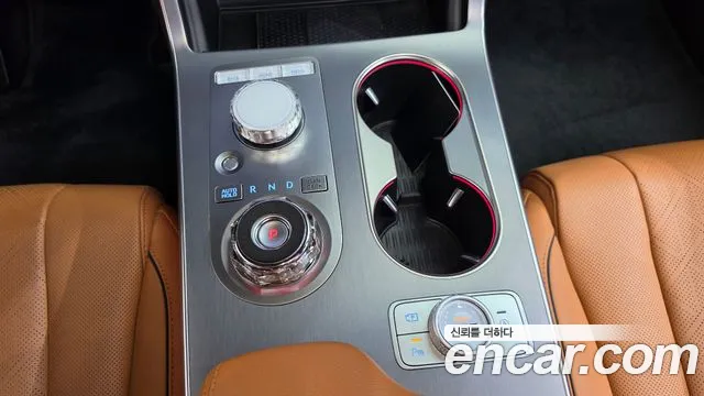 Genesis GV80 — Фото автомобиля 12