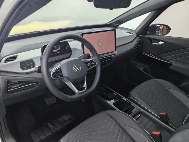 Volkswagen ID.3 — Фото автомобиля 15