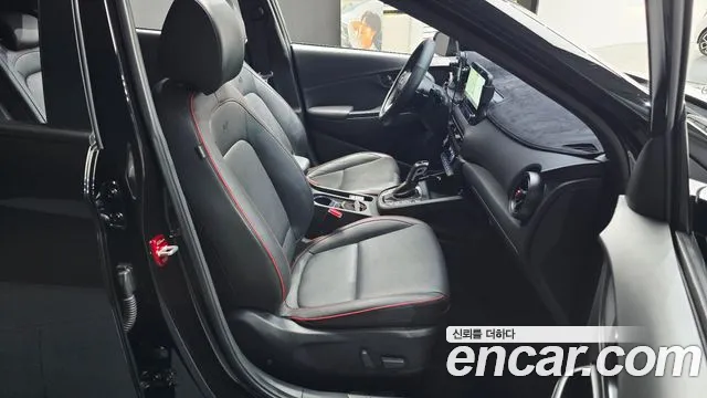 Hyundai Kona — Фото автомобиля 11
