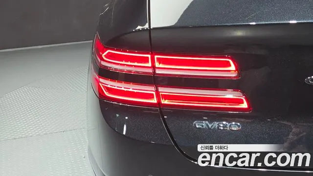 Genesis GV80 — Фото автомобиля 8