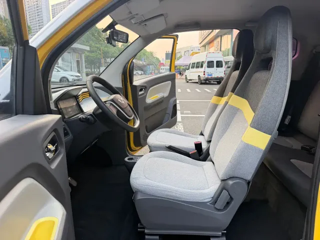 Wuling Hongguang Mini EV — Фото автомобиля 10
