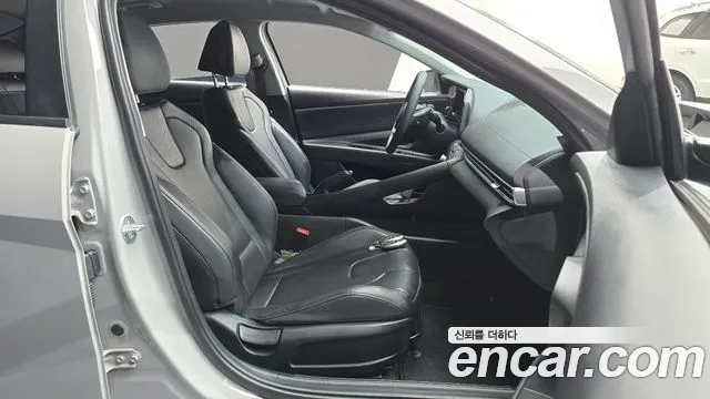 Hyundai Avante CN7 — Фото автомобиля 16