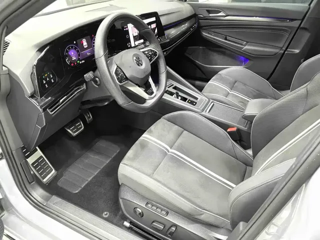 Volkswagen Golf — Фото автомобиля 7