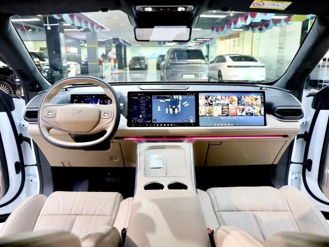 Xpeng G9 — Фото автомобиля 18
