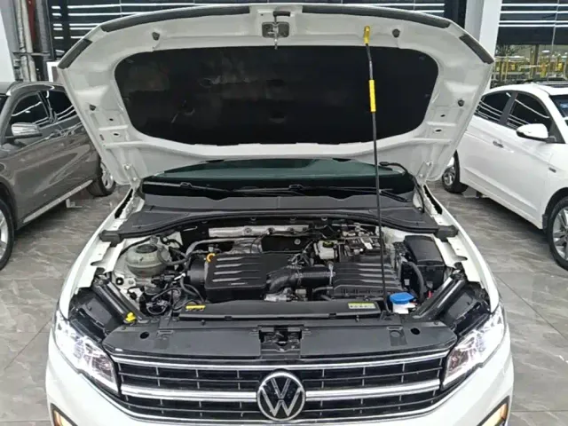 Volkswagen Bora — Фото автомобиля 19