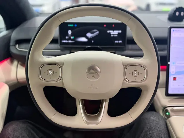 Nio ES6 — Фото автомобиля 9
