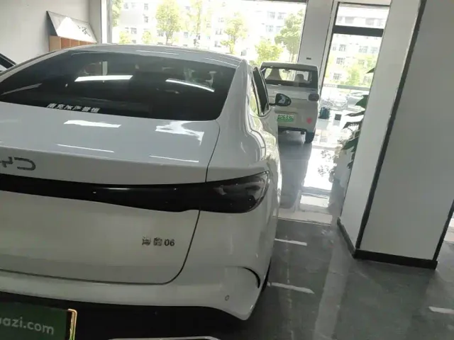 BYD Seal 06 New Energy 2024 DM-i 120KM Honor — Фото автомобиля 7