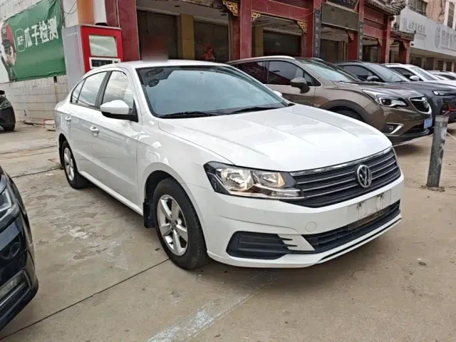 Volkswagen Lavida — Фото автомобиля 3