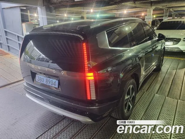 Hyundai Ioniq 9 — Фото автомобиля 4