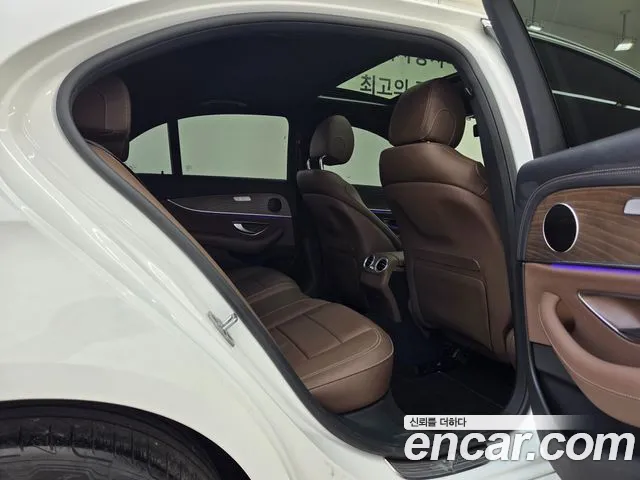 Mercedes-Benz E-Class W213 — Фото автомобиля 17