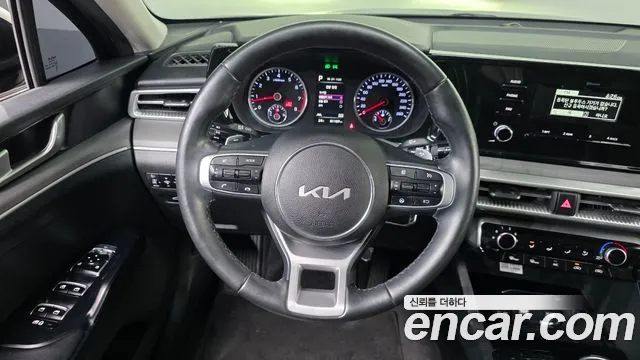 Kia K5 — Фото автомобиля 19