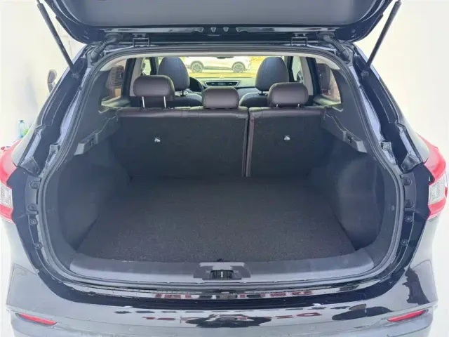 Nissan Qashqai — Фото автомобиля 12