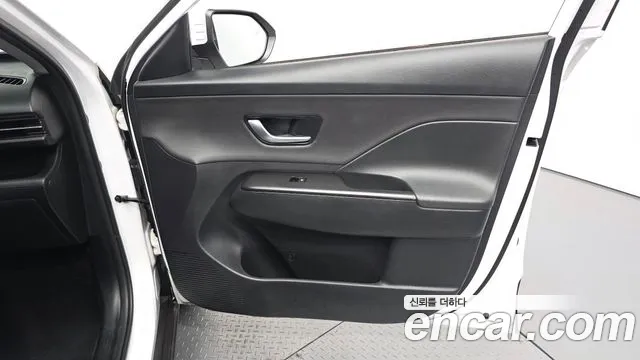 Hyundai Kona — Фото автомобиля 13