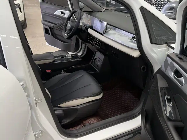 Geely Geometry E Firefly — Фото автомобиля 22