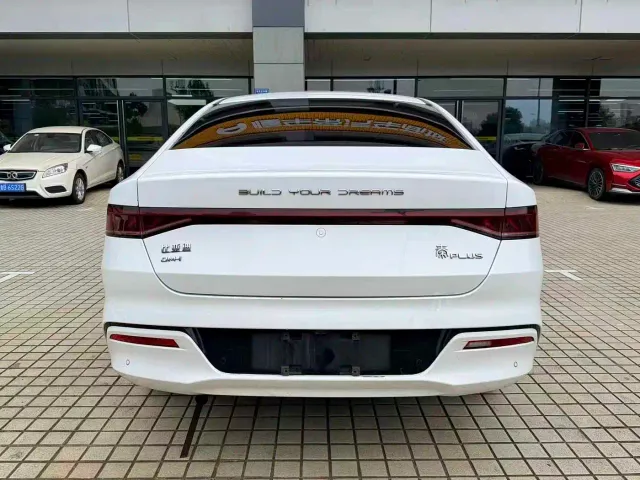 BYD Qin PLUS — Фото автомобиля 5