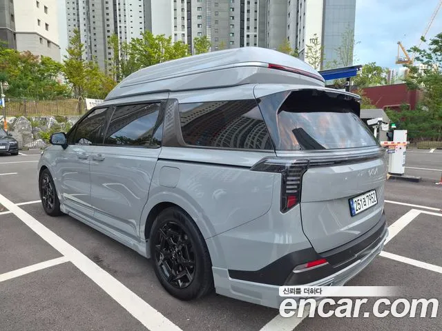 Kia Carnival Generation 4 — Фото автомобиля 2