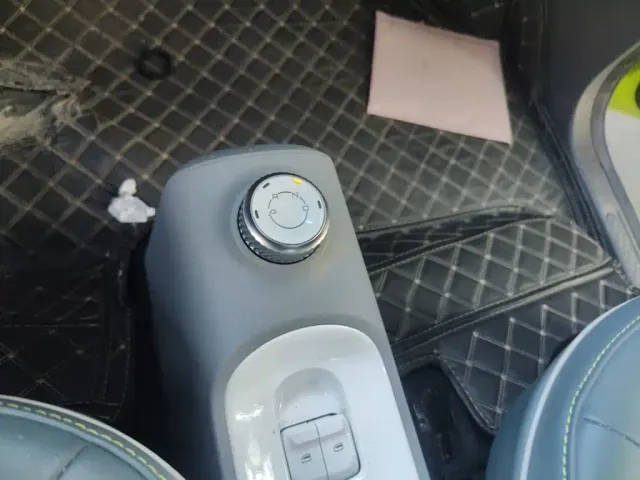 Wuling Hongguang Mini EV — Фото автомобиля 15