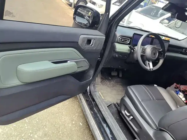 Baojun Yep — Фото автомобиля 15