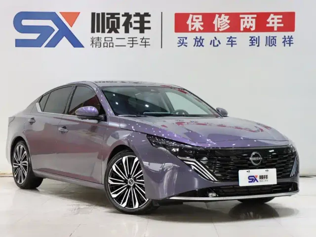 Nissan Teana — Фото автомобиля 3