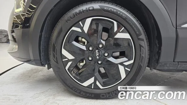 Kia Niro Niro (New) — Фото автомобиля 5