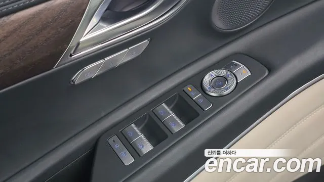 Genesis GV80 — Фото автомобиля 30