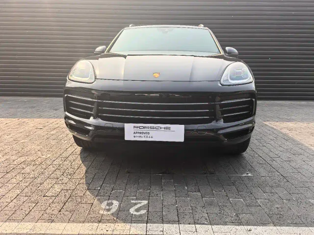 Porsche Cayenne — Фото автомобиля 3
