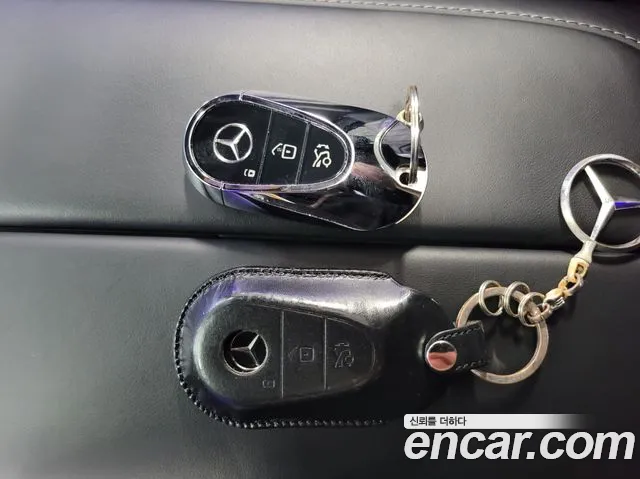 Mercedes-Benz S-Class — Фото автомобиля 20