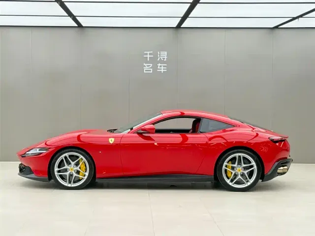 Ferrari Roma — Фото автомобиля 3
