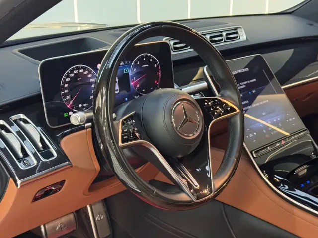 Mercedes-Benz Maybach S-Class — Фото автомобиля 17