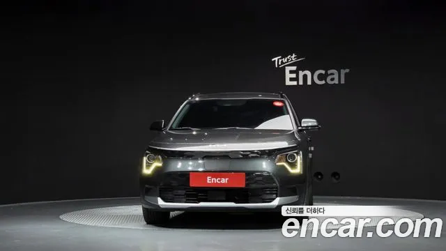Kia Niro — Фото автомобиля 3