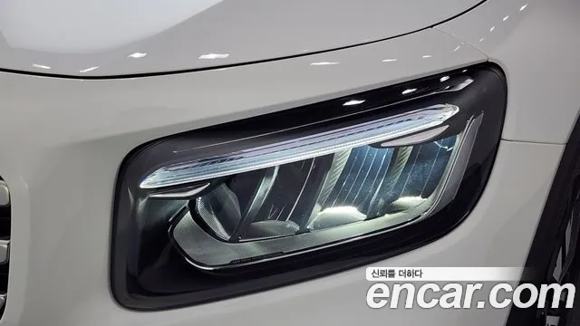 Mercedes-Benz GLB-Class — Фото автомобиля 22