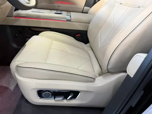 Huajing Baojun S — Фото автомобиля 10