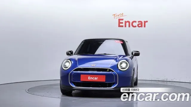 MINI Cooper — Фото автомобиля 3