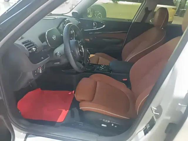 MINI Clubman — Фото автомобиля 14