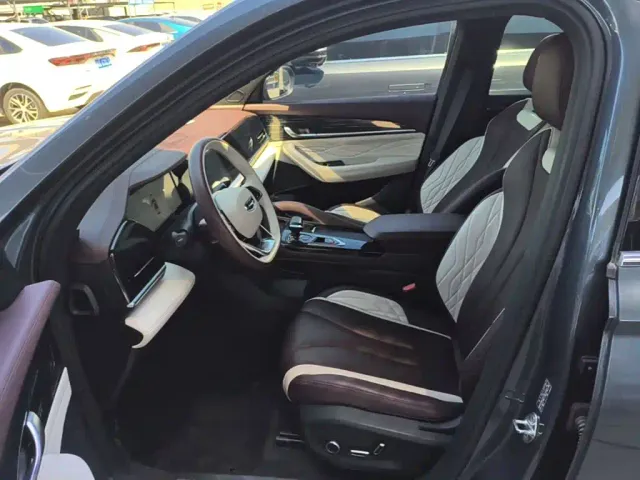 Geely Xingyue L — Фото автомобиля 14