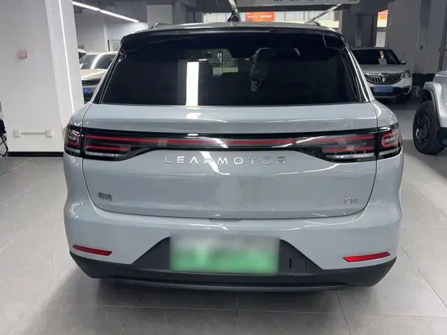 Leapmotor C11 — Фото автомобиля 9