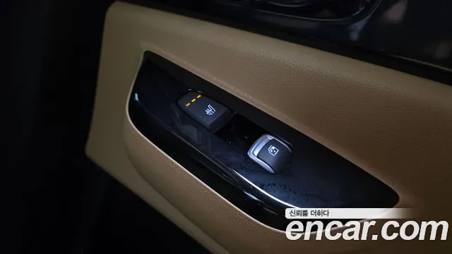 Kia Canival Carnival 4 поколение Дизель 9 мест Signature — Фото автомобиля 24