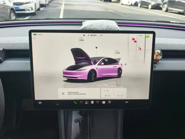 Tesla Model 3 — Фото автомобиля 13