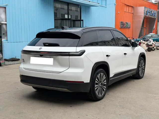 Nio ES7 — Фото автомобиля 5