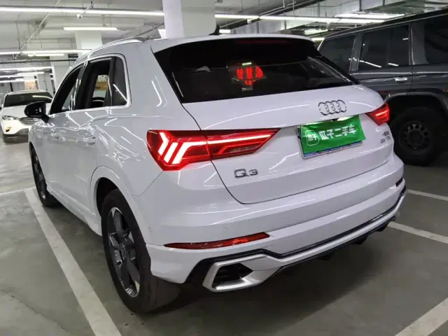 Audi Q3 — Фото автомобиля 4