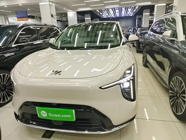IM Motors LS6 — Фото автомобиля 2