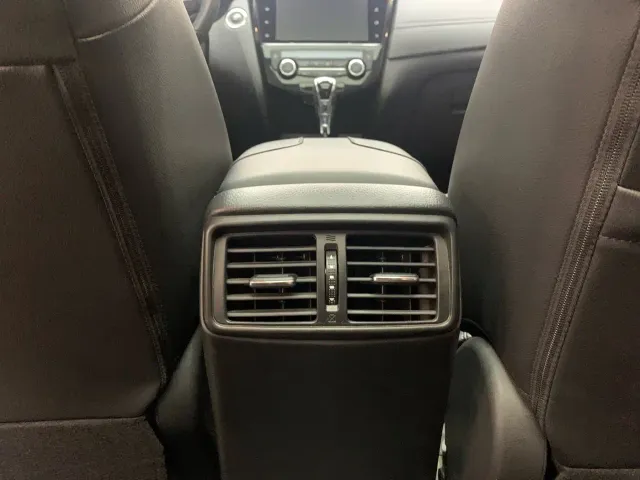 Nissan X-Trail — Фото автомобиля 13