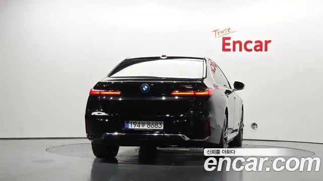 BMW 7-Series 7 серия (G70) — Фото автомобиля 4