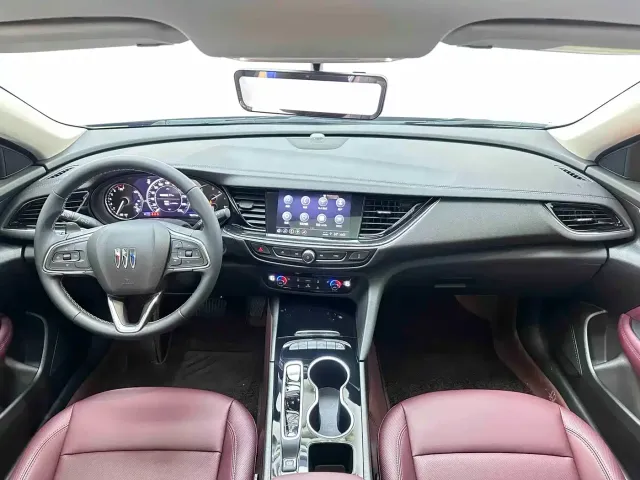 Buick Regal 2025 Model Base Type — Фото автомобиля 8